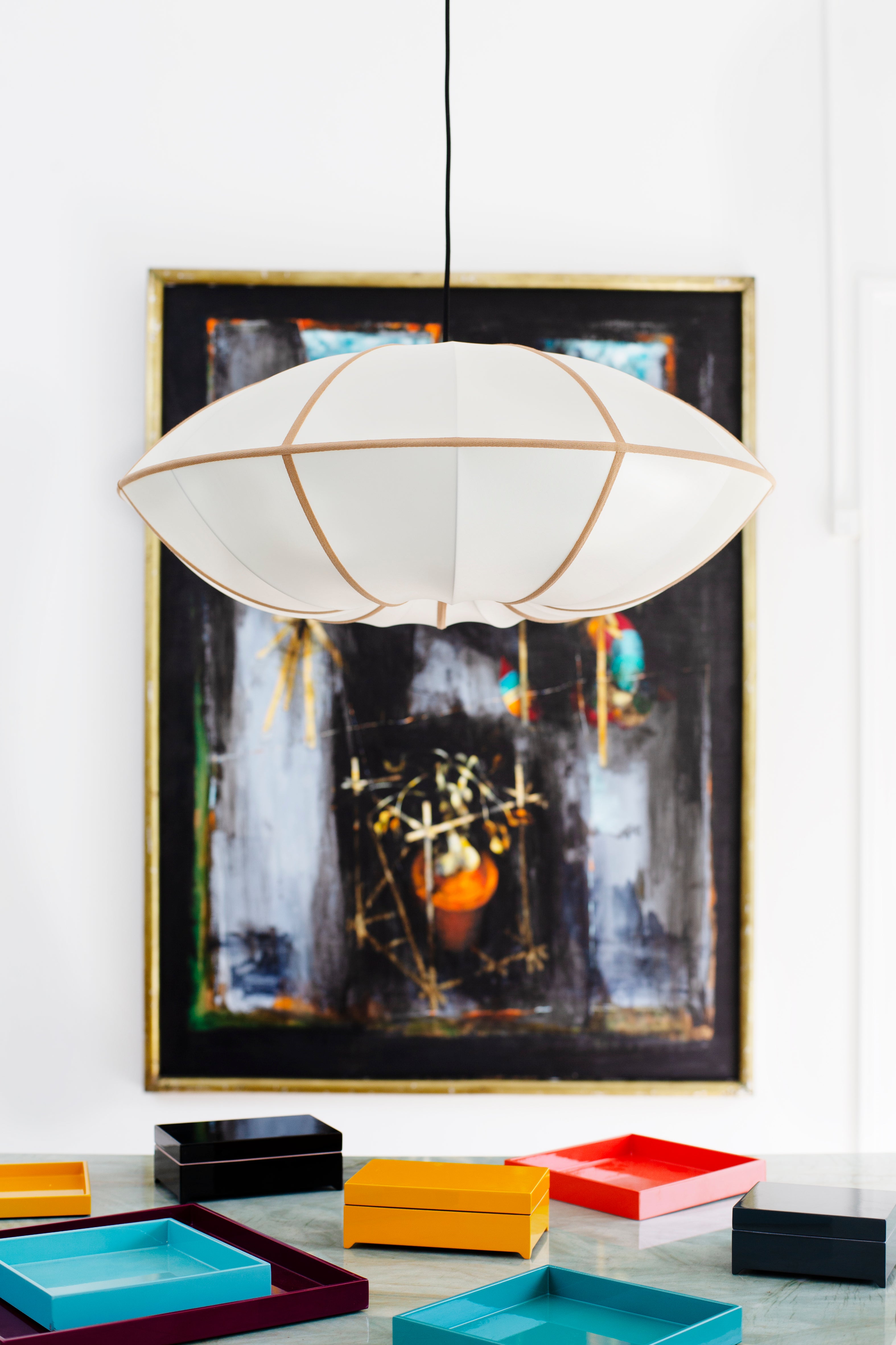 Lacquer box w hinge corner S black
