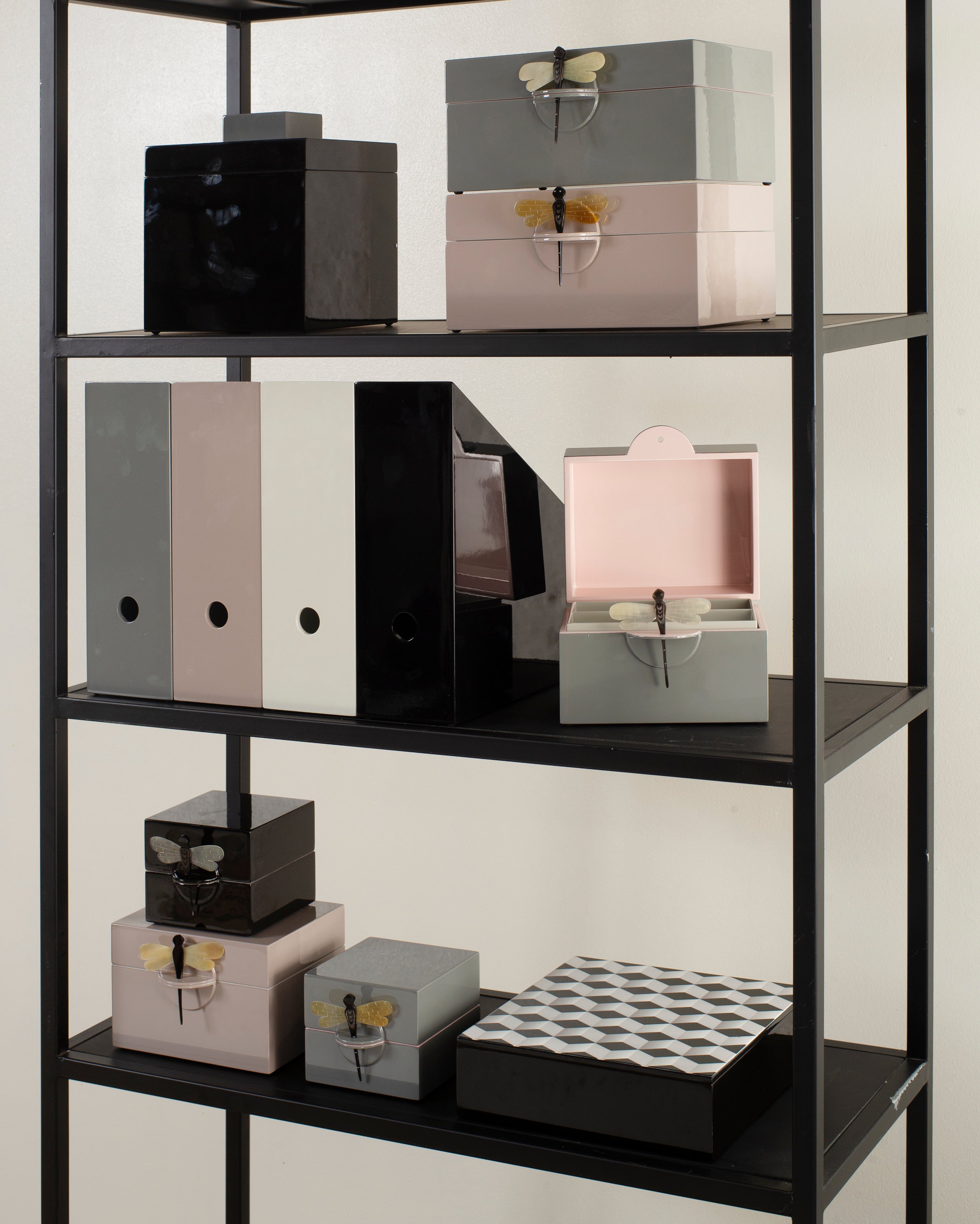 Lacquer Box B Cashmere