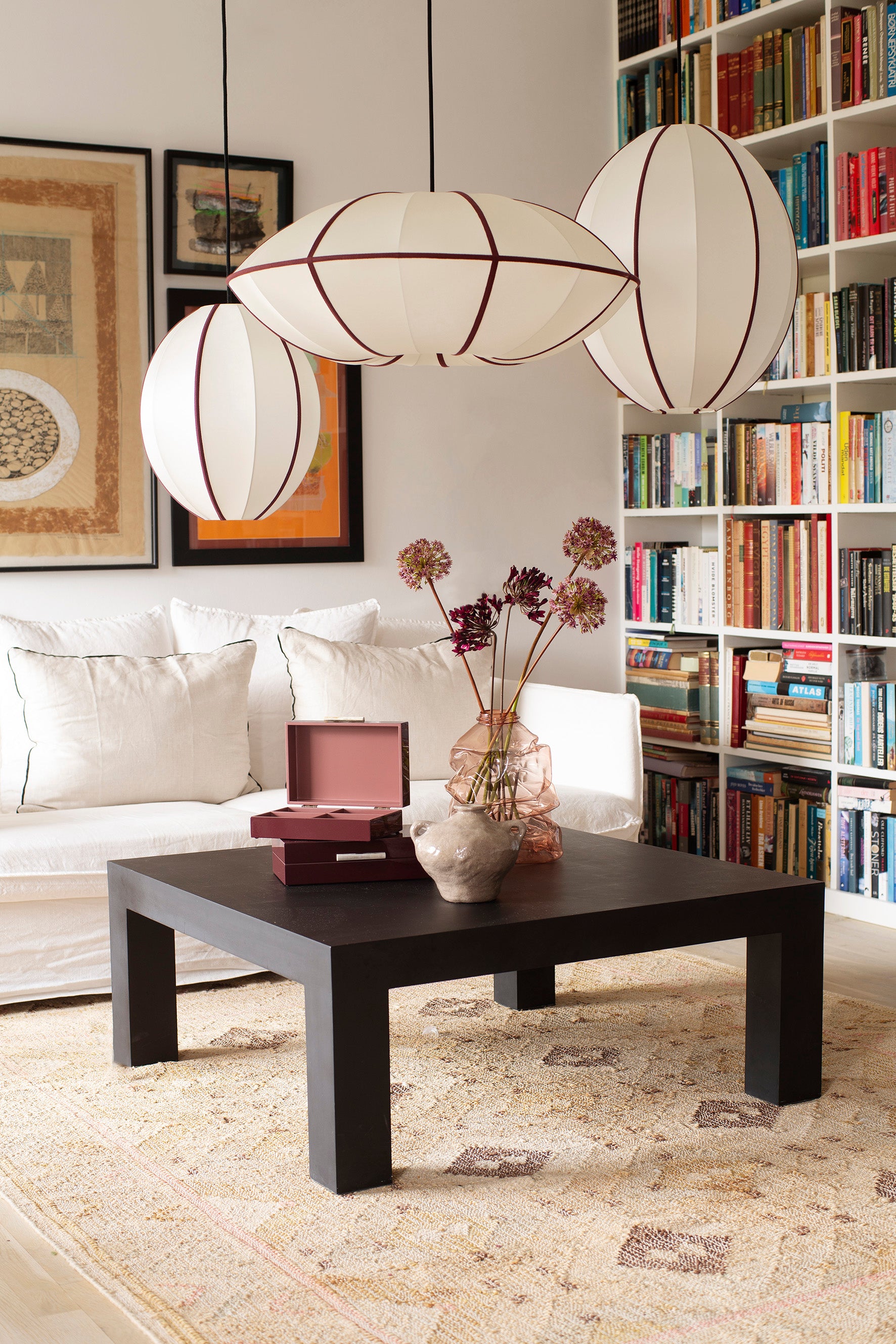 Lacquer Box w Rooms & Stick S Bordeaux