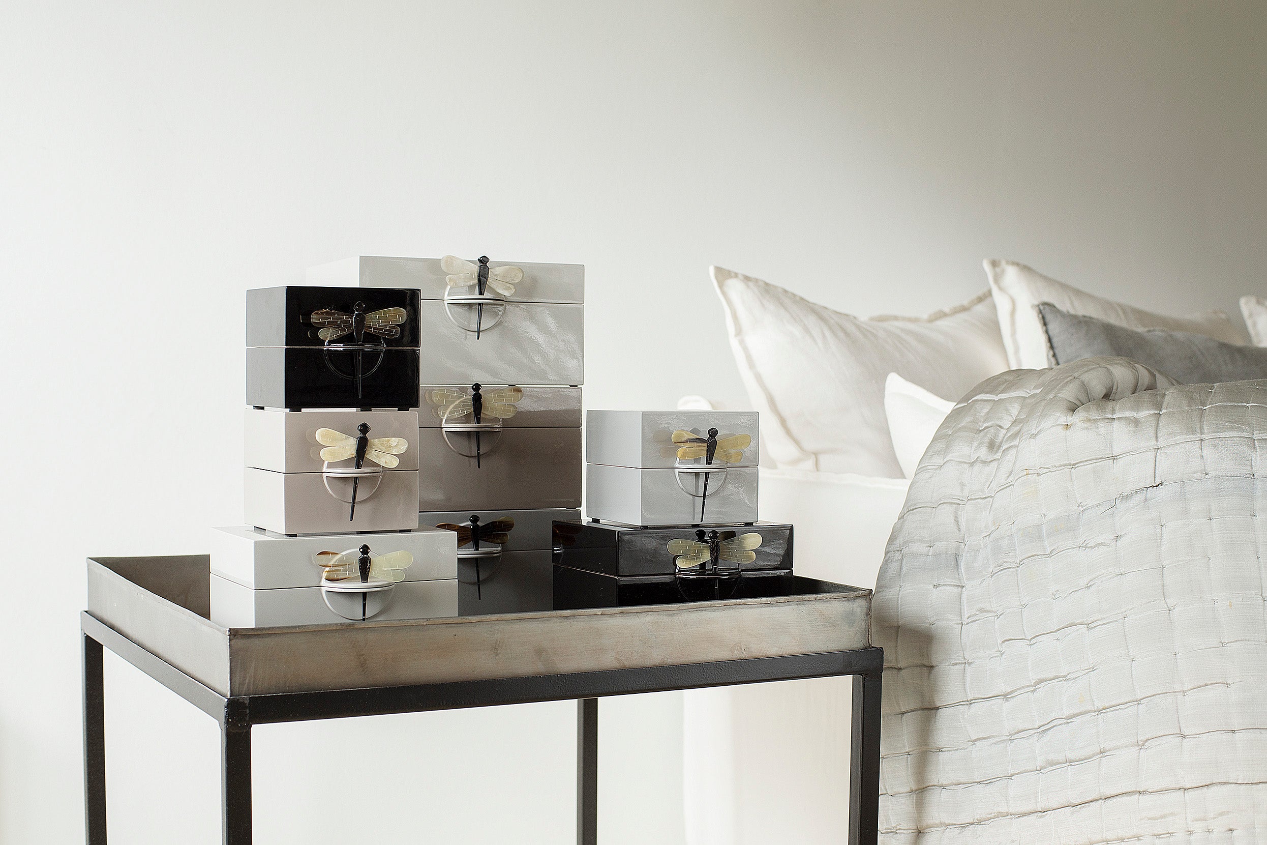 Lacquer Box S Black