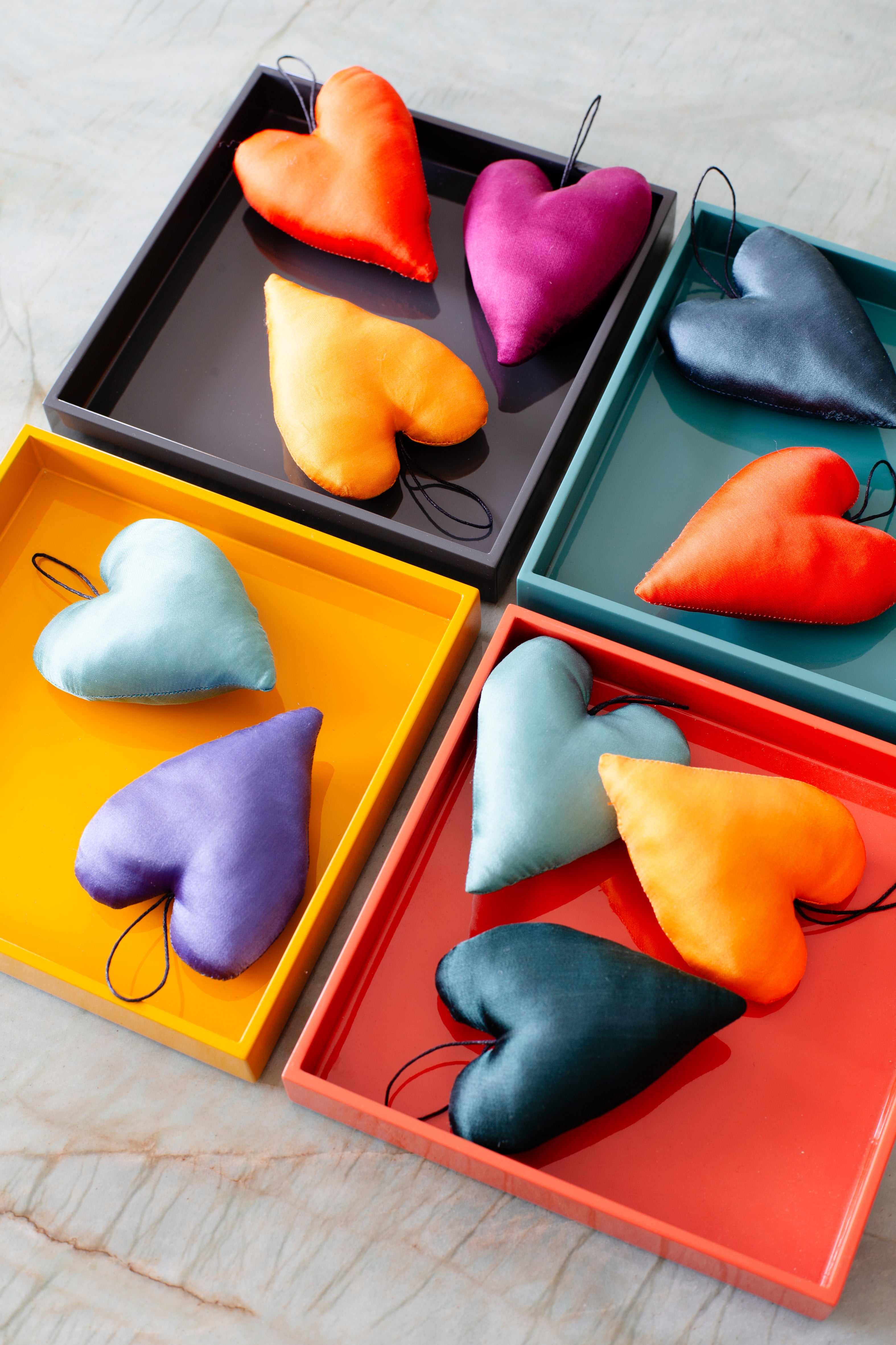Silk heart mango