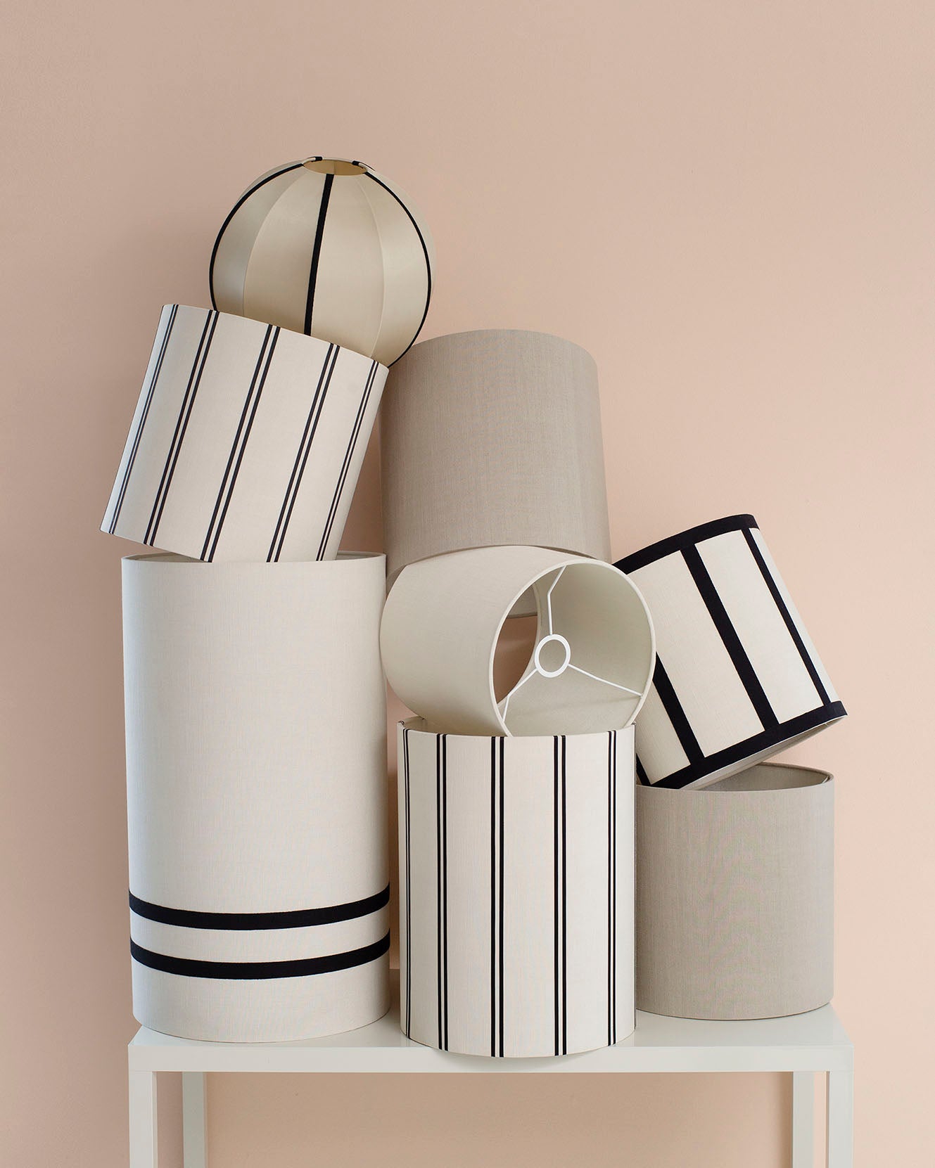 Lamp Shade Raw Silk Sand w Black Stripe 30x39 cm